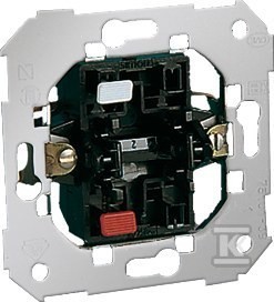 Łącznik zwierny - przycisk Simon 82    75150-39