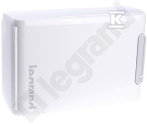 Rozdzielnica natynkowa XL3 125 drzwi białe    401646