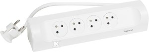 Przedłużacz narożny 4x2P+Z, z przewodem 1.0 metra 3x1.5 mm2 -