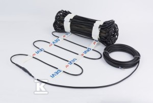 Mata grzewcza DEVIsnow 300T 1225W 230V 0.5x8m 4m