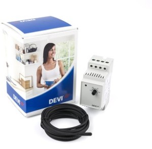 Termostat DEVIreg-330 regulacja temperatury -10 +10C    140F1070